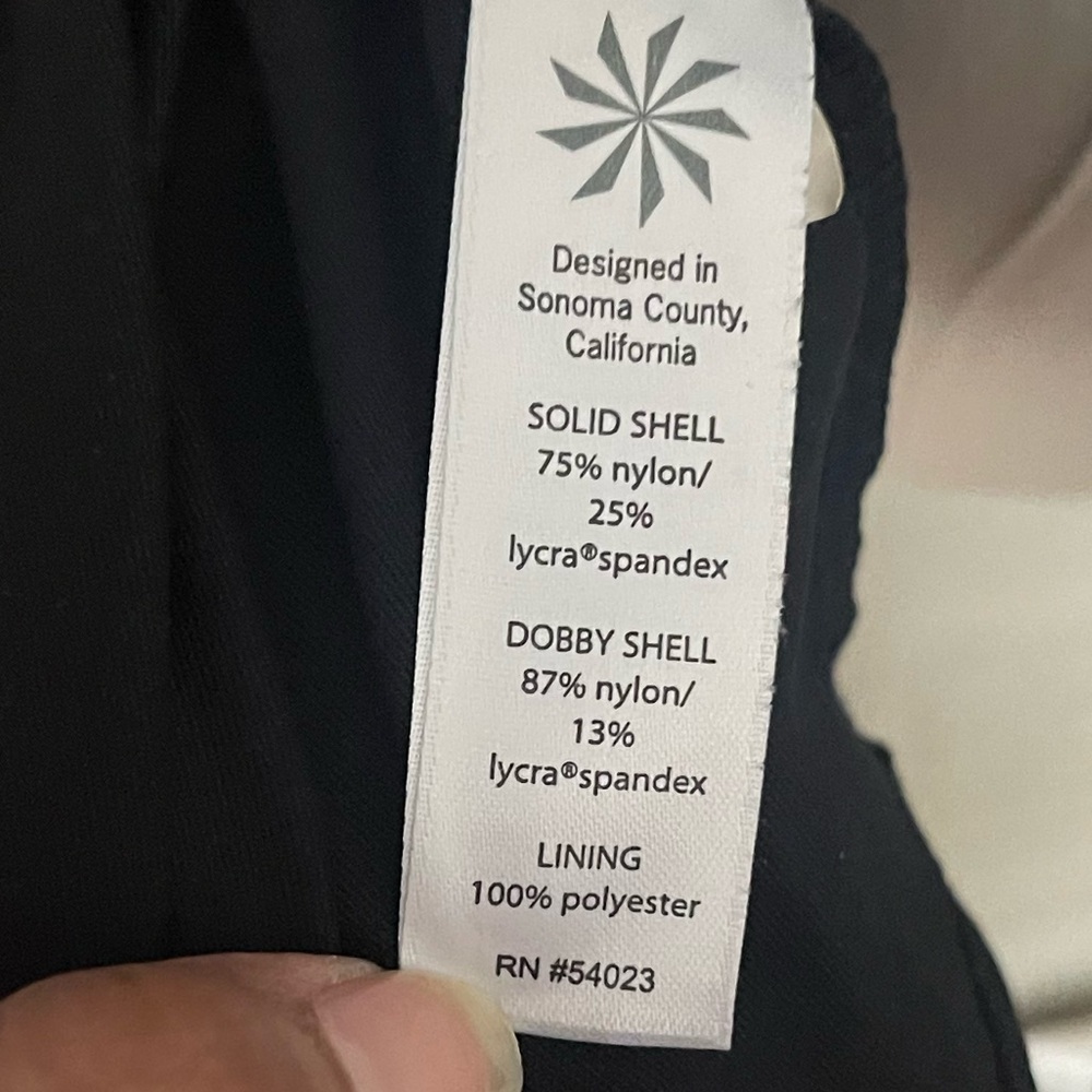 Athleta Black and Gray Activewear Top - Picture 8 of 8